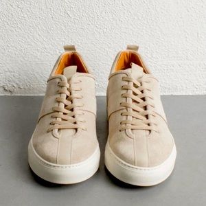 Daniel Patrick unisex low roamer.